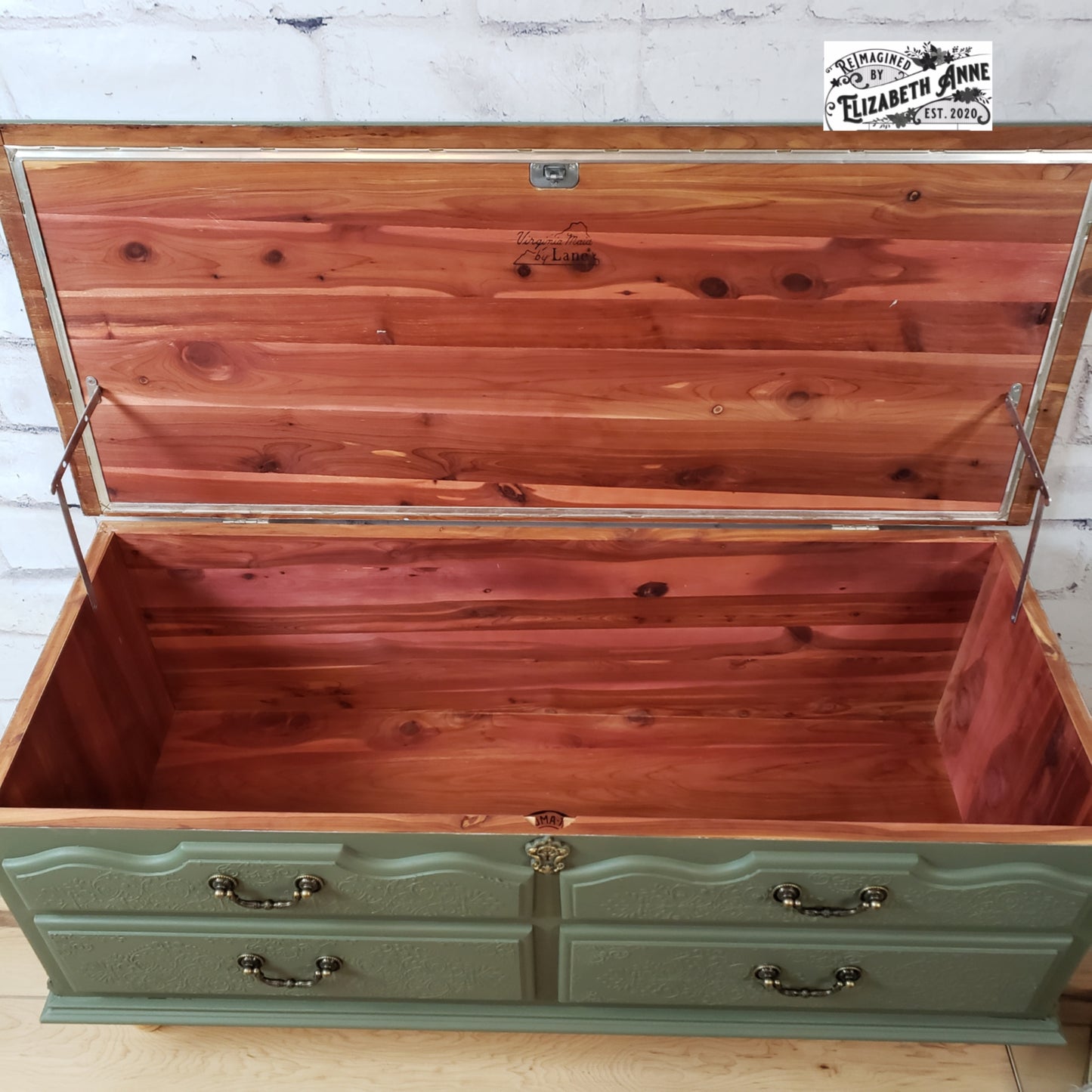 Vintage Cedar Hope Chest in Evergreen Juniper Green, Natural Wood | Entryway Storage Bench | Linens & Blankets Antique Storage